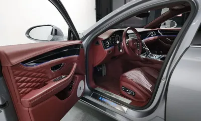 Bentley Flying Spur 2020, 29816 км, за 126854.13 USD - фото 10