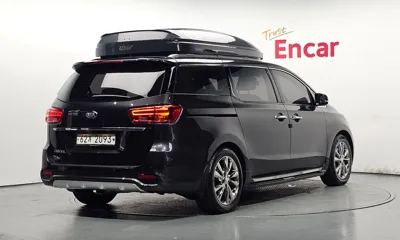 Kia Canival 2019, 95920 км, за 10896.68 USD
