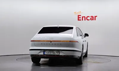 Hyundai Grandeur 2023, 38712 км, за 25581.72 USD