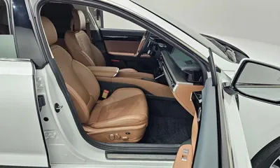 Hyundai Grandeur 2023, 38712 км, за 25581.72 USD - фото 10