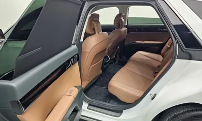 Hyundai Grandeur 2023, 38712 км, за 25581.72 USD - фото 28