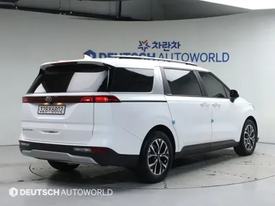 Kia Canival 2021, 103462 км, за 12230.65 USD