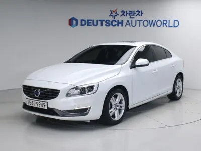 Volvo S60 · 2015 год