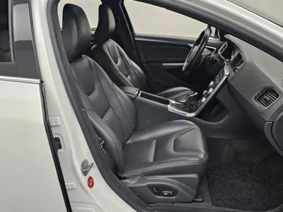 Volvo S60 2015, 161936 км, за 3642.99 USD - фото 10