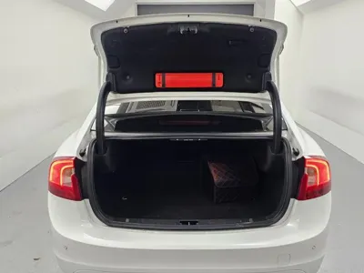 Volvo S60 2015, 161936 км, за 3642.99 USD - фото 19