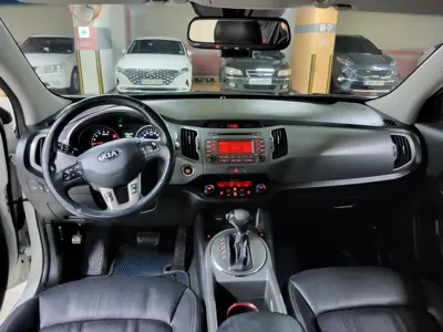 Kia Sportage 2015, 161854 км, за 3874.45 USD - фото 11