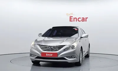 Hyundai Sonata 2012, 122105 км, за 3203.26 USD