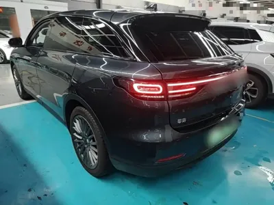 Leapmotor Leapmotor C11 2023, 56900 км, за 12999.97 USD