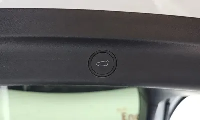 Tesla Model Y 2024, 16524 км, за 26710.11 USD - фото 31