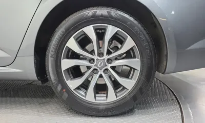 Renault-KoreaSamsung SM6 2023, 5694 км, за 17499.36 USD
