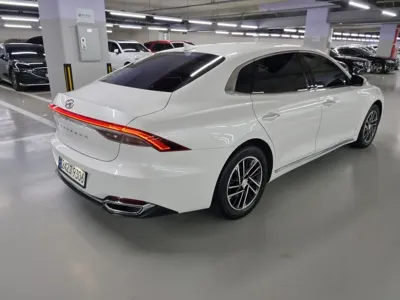 Hyundai Grandeur 2023, 60418 км, за 14014.7 USD