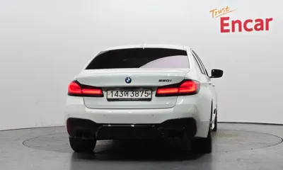 BMW 5-Series 2022, 109126 км, за 21835.78 USD