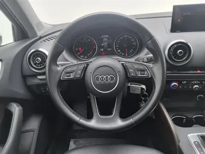 Audi A3 2020, 42100 км, за 9654.61 USD - фото 11