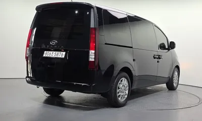 Hyundai Staria 2023, 37748 км, за 17395.3 USD