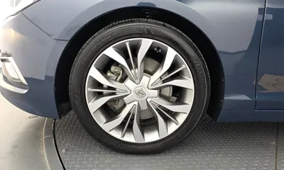 Hyundai Sonata 2016, 174911 км, за 4618.43 USD