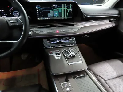 Hyundai Grandeur 2020, 108302 км, за 14853.43 USD - фото 9