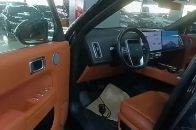 Li Auto L8 2023, 66000 км, за 35008 USD - фото 23