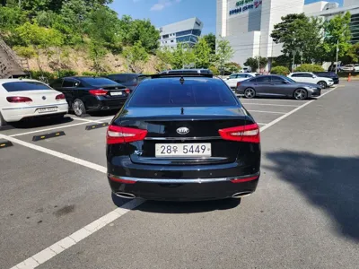 Kia K7 2013, 214732 км, за 2953.92 USD