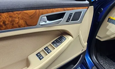 Hyundai Genesis 2016, 116751 км, за 10093.11 USD - фото 17