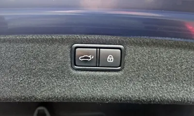 Hyundai Genesis 2016, 116751 км, за 10093.11 USD - фото 30