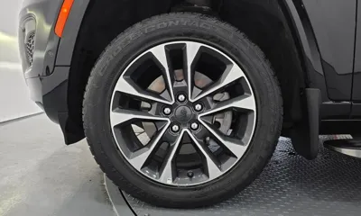 Jeep Cherokee 2022, 53729 км, за 23500.07 USD