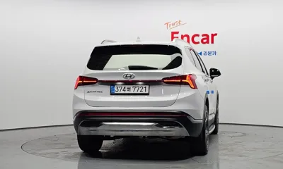 Hyundai Santafe 2021, 60702 км, за 14637.02 USD