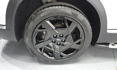 Hyundai Santafe 2021, 60702 км, за 14637.02 USD
