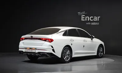 Kia K5 2021, 25715 км, за 14006.52 USD