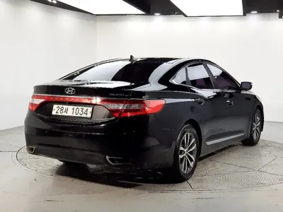 Hyundai Grandeur 2012, 212000 км, за 2129.04 USD - фото 4