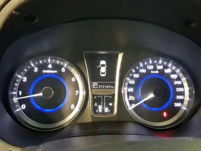 Hyundai Grandeur 2012, 212000 км, за 2129.04 USD - фото 7