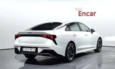 Kia K5 2024, 15358 км, за 22074.62 USD