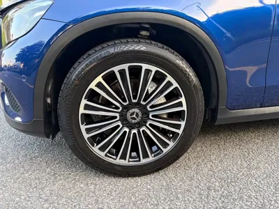 Mercedes-Benz GLC 2018, 93000 км, за 15230.21 USD