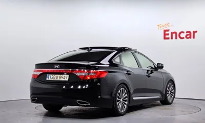 Hyundai Grandeur 2014, 151100 км, за 4222 USD