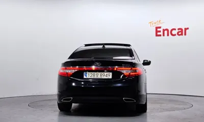 Hyundai Grandeur 2014, 151100 км, за 4222 USD