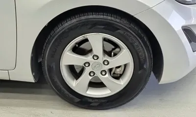 Hyundai Avante 2014, 134974 км, за 3185.33 USD