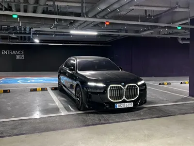 BMW 7-Series · 2024 год