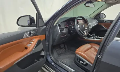 BMW X7 2021, 43328 км, за 50544.83 USD - фото 10