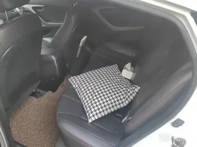 Hyundai Elantra Langdong 2016, 125500 км, за 3310.71 USD - фото 11