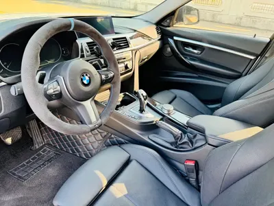 BMW 3 Series 2019, 70000 км, за 15891.39 USD