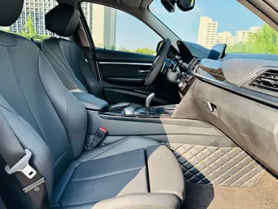 BMW 3 Series 2019, 70000 км, за 15936.39 USD - фото 7