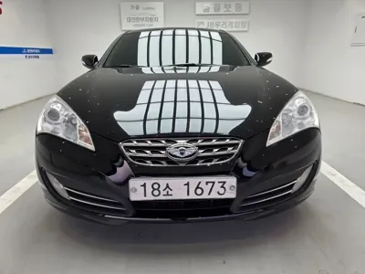 Hyundai Genesis 2010, 167828 км, за 2461.6 USD