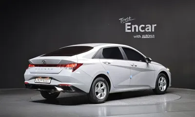 Hyundai Avante 2022, 144115 км, за 7488.44 USD
