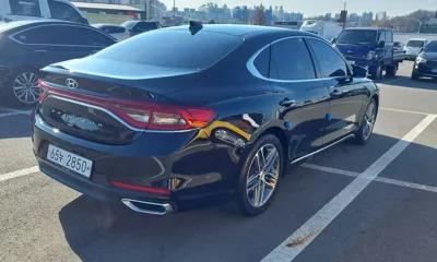 Hyundai Grandeur 2019, 30568 км, за 11562.6 USD