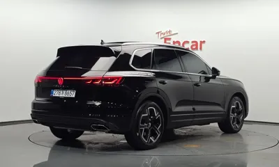Volkswagen Touareg 2026, 12108 км, за 54449.7 USD
