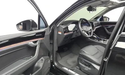Volkswagen Touareg 2026, 12108 км, за 54164.29 USD - фото 10