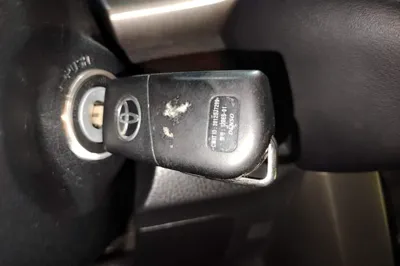 Toyota RAV4 2015, 117700 км, за 9227 USD - фото 23