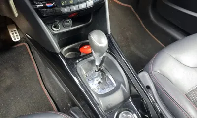 Peugeot 2008 2019, 104081 км, за 5901.27 USD - фото 9