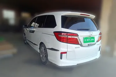 Honda Elysion 2016, 80700 км, за 19174 USD