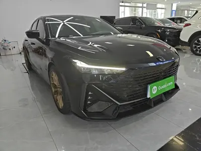 Changan UNI-V 2023, 60100 км, за 9843.84 USD