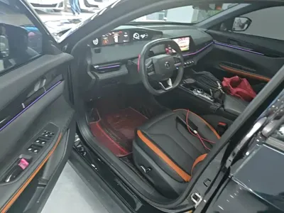 Changan UNI-V 2023, 60100 км, за 9843.84 USD - фото 16